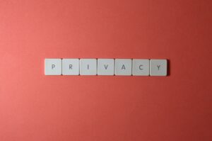 Cómo detectar permisos innecesarios y proteger los datos personales en apps
